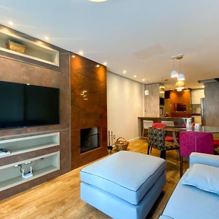Duplex Com 03 Suites Em Gramado Exterior photo