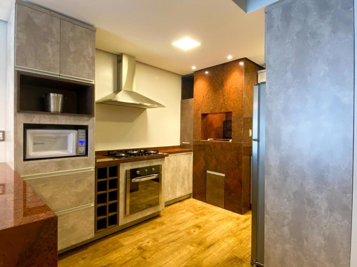Duplex Com 03 Suites Em Gramado Exterior photo