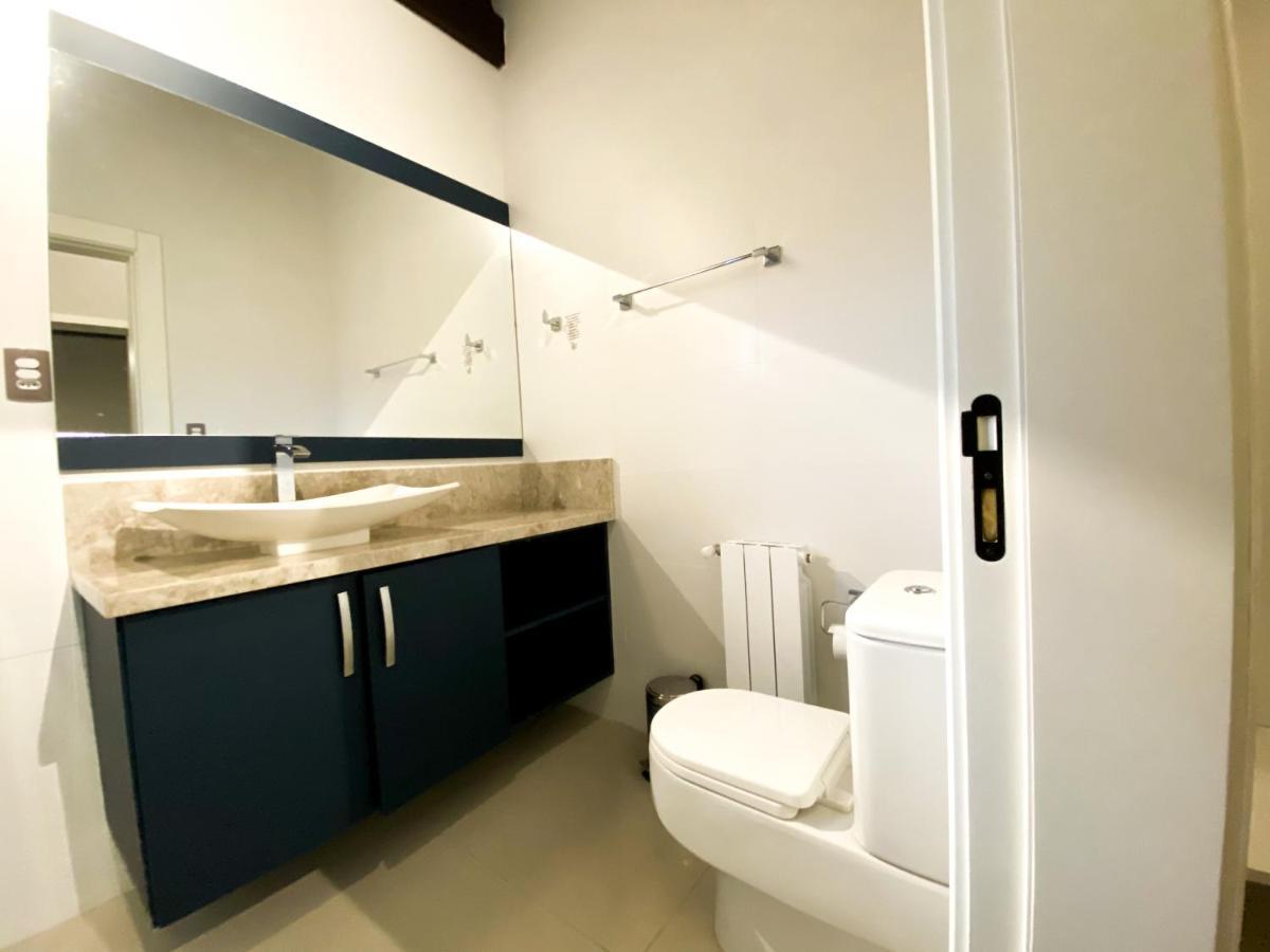 Duplex Com 03 Suites Em Gramado Exterior photo